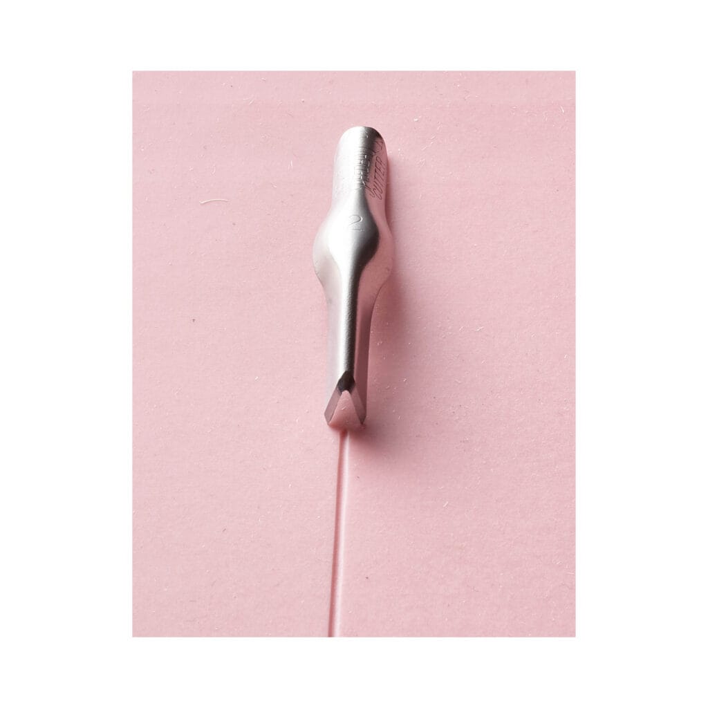 Lino cutter large V gouge - Speedball