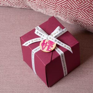 Feuille texturée juneberry - 30x30 cm - Bazzill