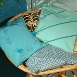 Plumes turquoise 12 cm - Artemio