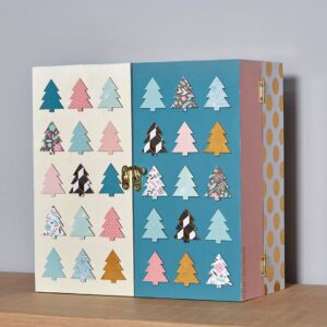 Calendrier de l'Avent ouvrable 55x27,5x6,5 cm - Artemio